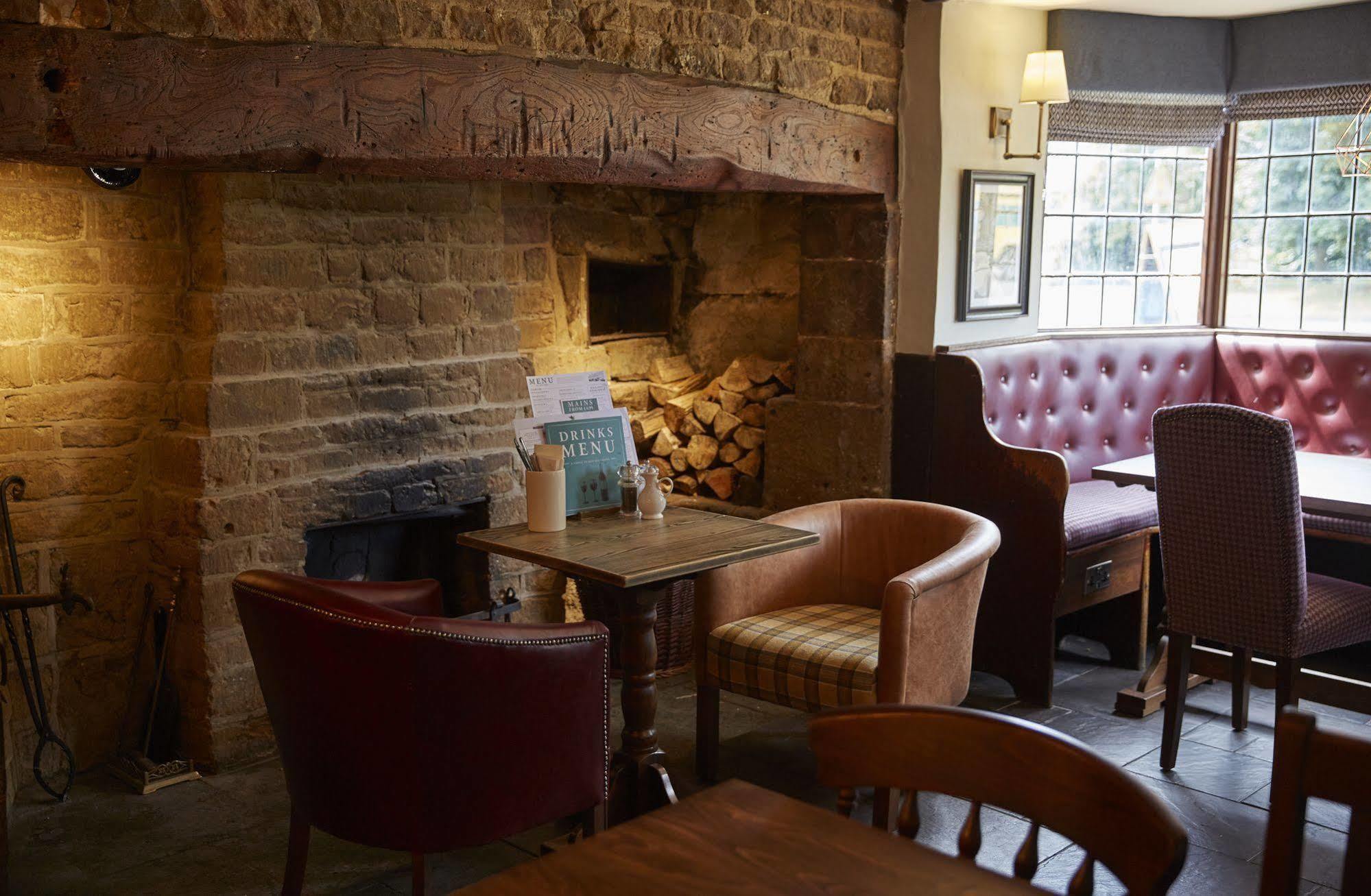 Red Lion Hotel By Greene King Inns Adderbury Exterior foto